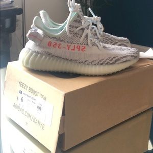 Yeezy boost 350 V2